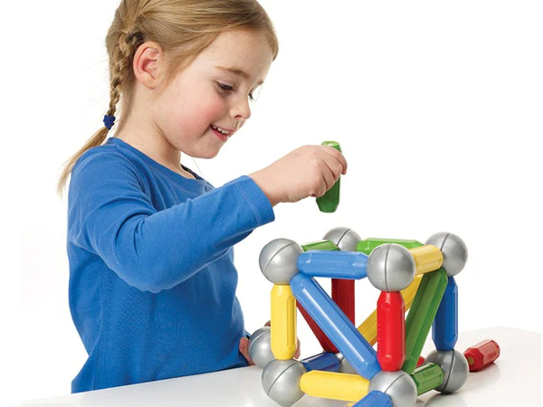 24 Pincer Grasp Activities for Preschoolers - OhMyClassroom.com