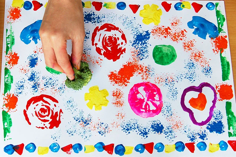 23 Easy Art Projects for Kindergarten Kids - OhMyClassroom.com