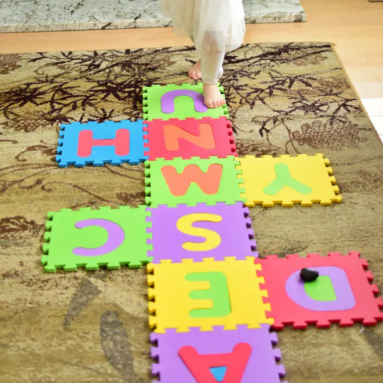 25 Fun Carpet Games for Preschool Kids
