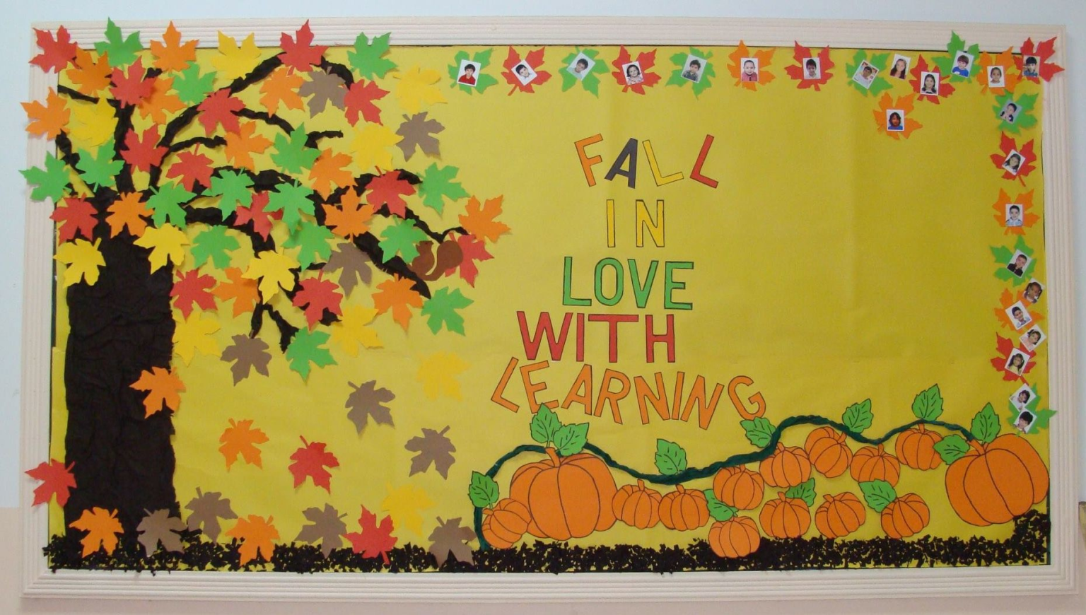 27 Great Fall Bulletin Board Ideas for Preschool - OhMyClassroom.com