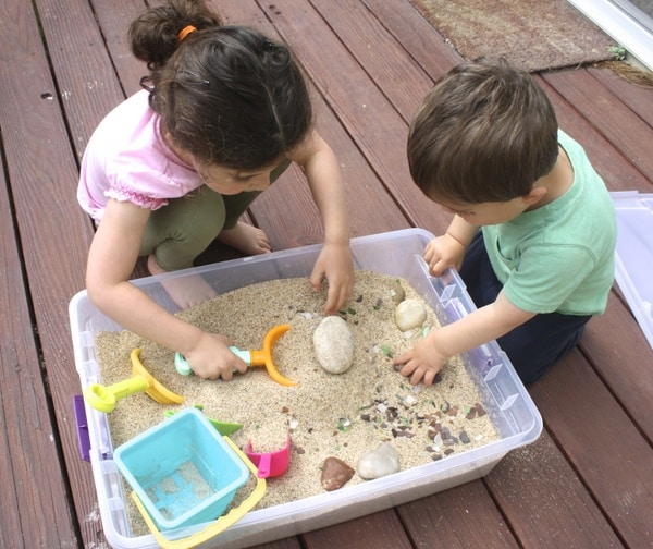 23 Delightful Summer Bulletin Board Ideas for Preschool - OhMyClassroom.com