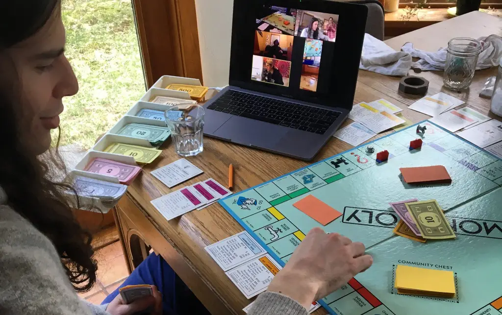 21 Exciting Games to Play on Zoom With Students