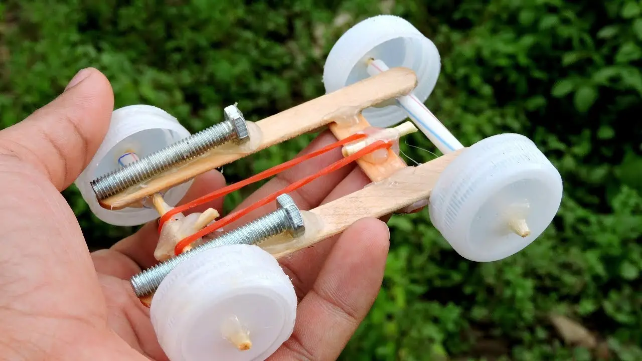 22 Innovative Rubber Band Games for Kids