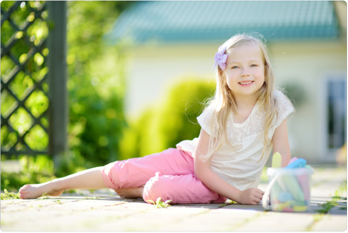 20 Genius Sidewalk Chalk Ideas for Kids