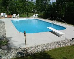 25 Small Backyard Pool Ideas - OhMyClassroom.com