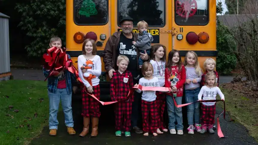 He Just Wanted to Help His Grandkids Get to School — You Won’t Believe What He Did Next 4 Doug Hayes standing with the Grandfather Express school bus he bought for his grandchildren