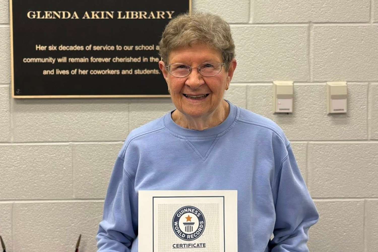 Teacher Breaks World Record For Teaching at the Same School for More Than 60 Years 1 Glenda Akin at Westmoreland High School after breaking the Guinness World Record for longest tenure at the same school